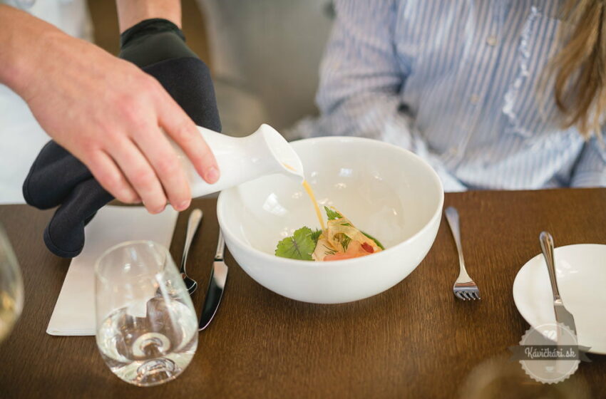 Gastro: Situácia sa zlepšuje! Otvárajú sa ďalšie interiéry a rušia obmedzenia