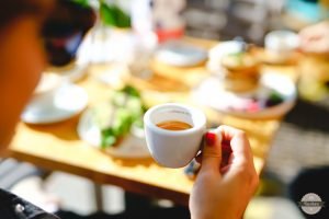 Slovensko zostáva bordové, terasy však otvárame!