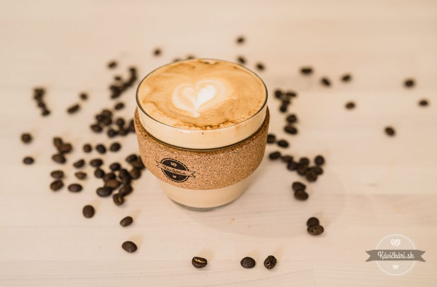  Názvoslovie kávových nápojov – Nápoje z espressa s pridaním mlieka