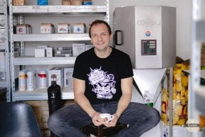 Peter Szabó z pražiarne Coffeein: Farmárom sa snažíme pomôcť aj adopciou kávovníkov