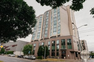 Bratislavský DoubleTree by Hilton – značka, komfort, kvalita a iné