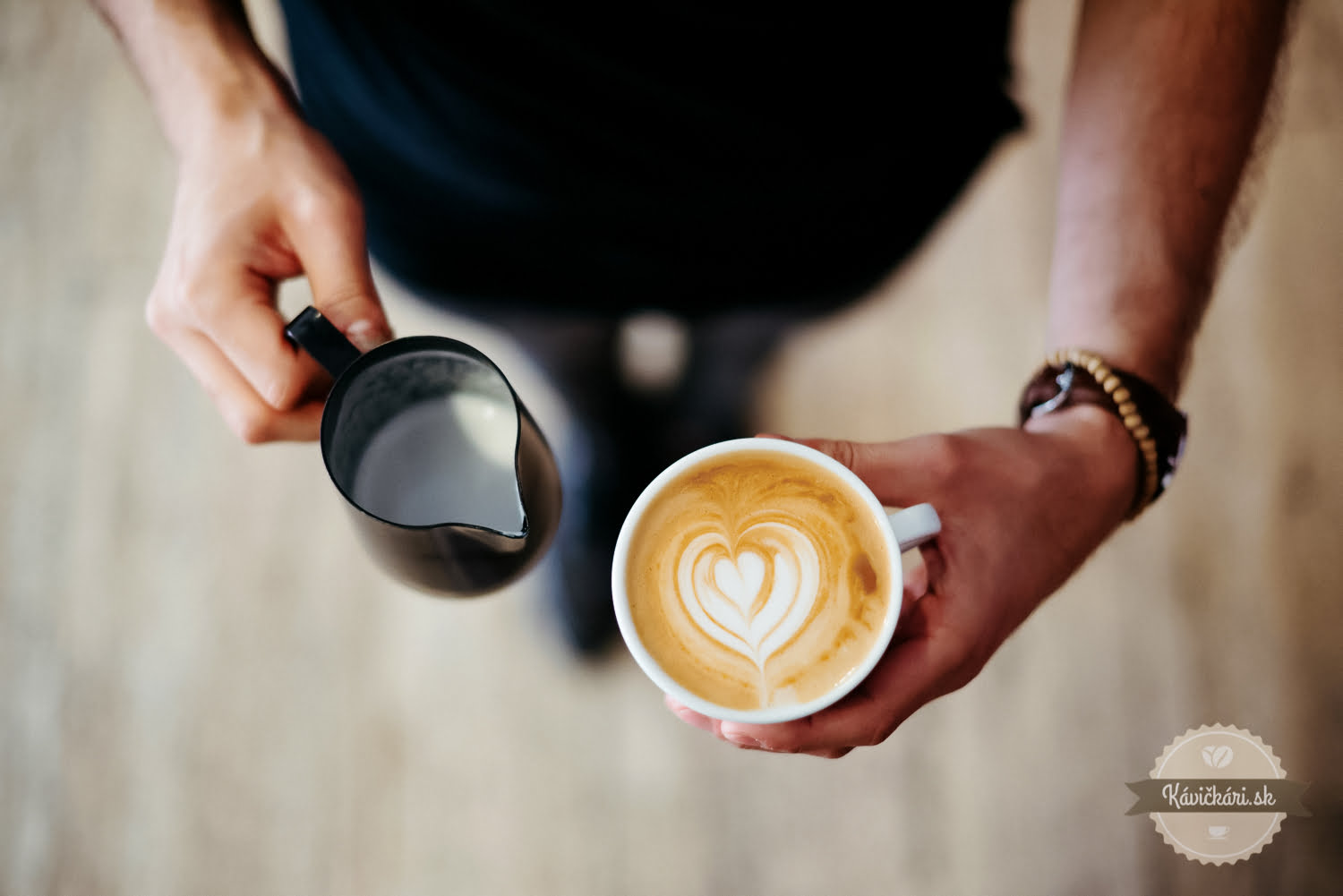 Ebenica-coffee-latte-art