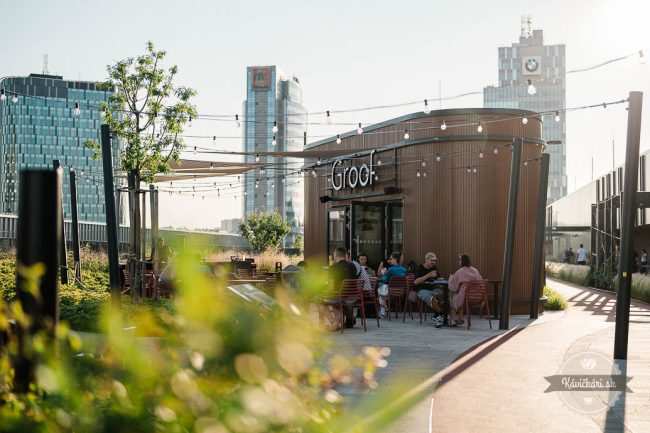 Bistro Groof: Ochutnali sme jedlo priamo z ohňa na zelenej streche Nív