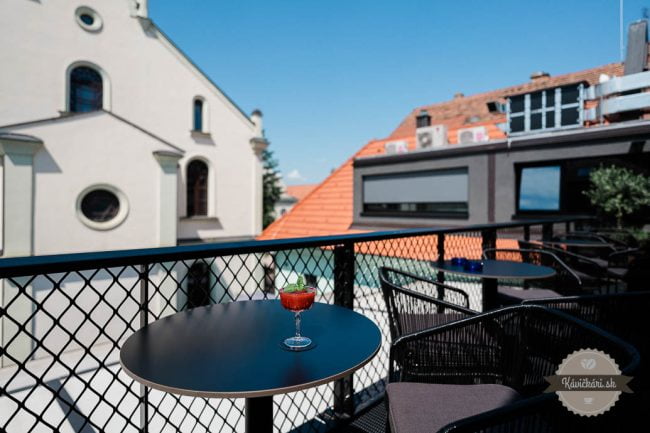 Navštívili sme Forhaus Bar & Rooftop v Trnave. Miesto, ktoré pohltilo naše zmysly