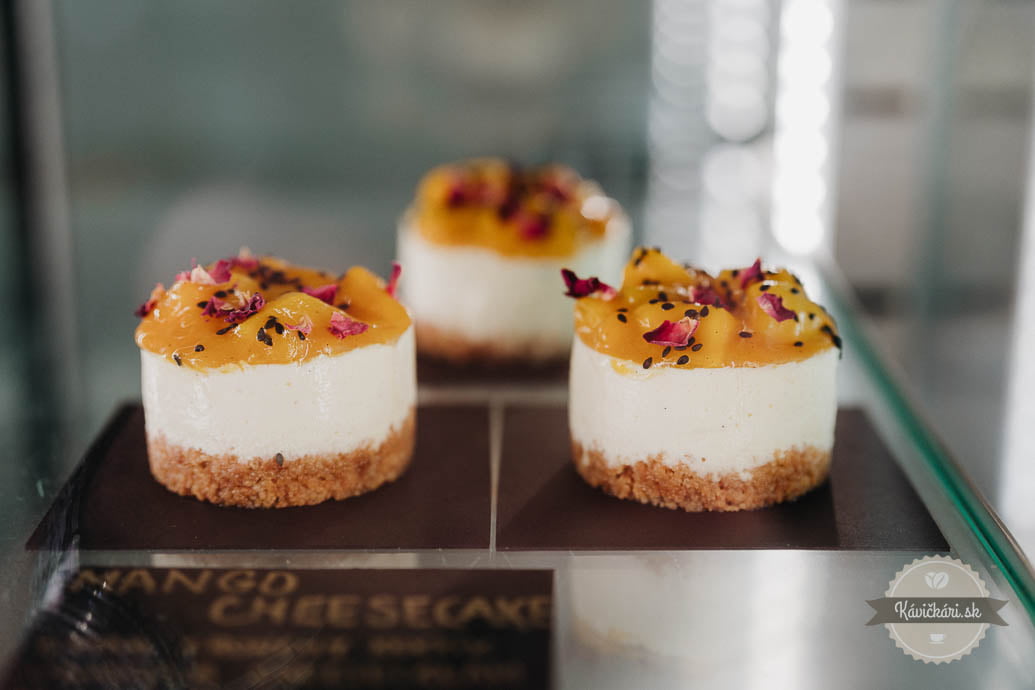 kaviareň norma piešťany dezerty