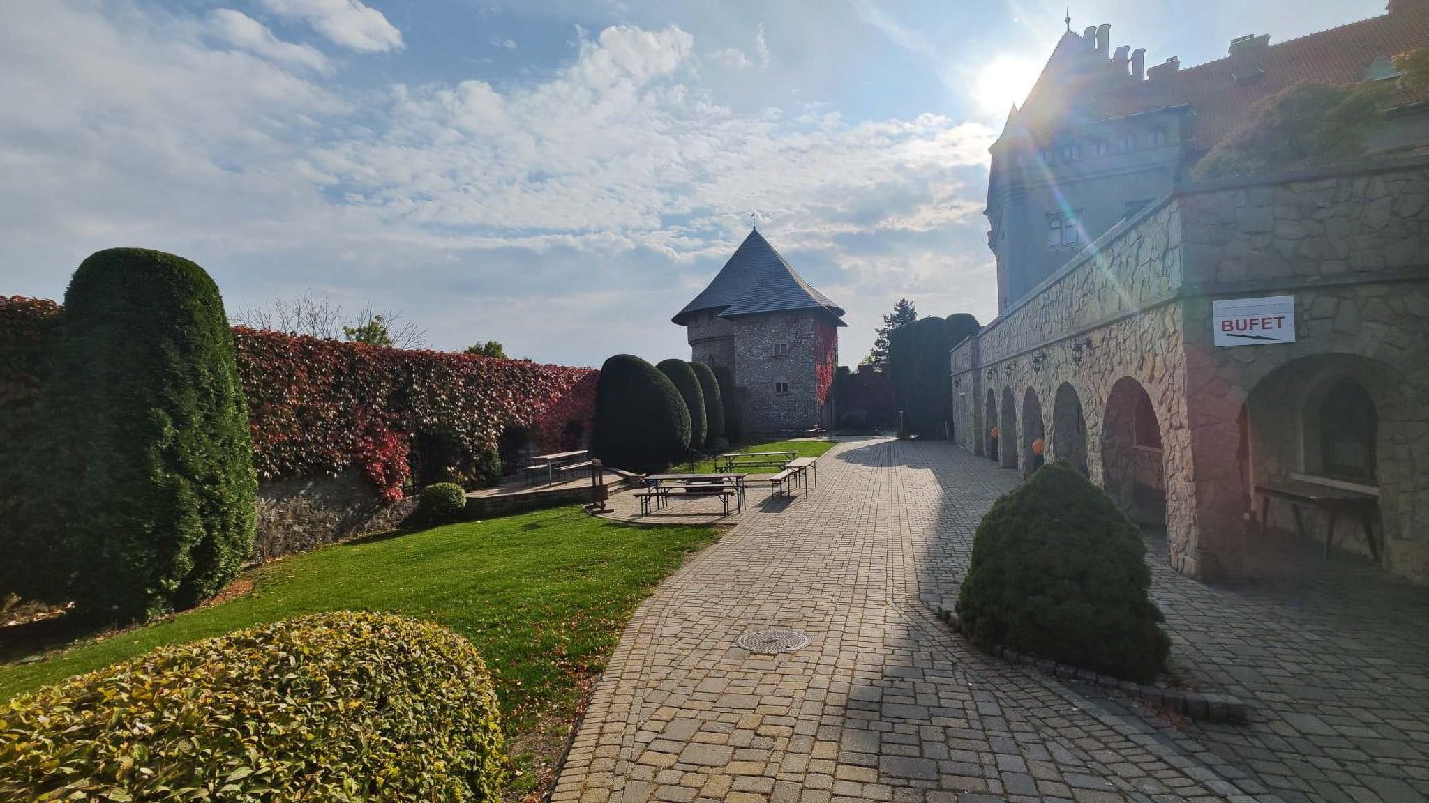 Smolenický zámok