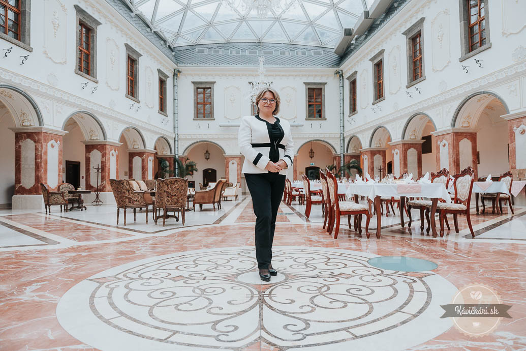 Anna Jarinová, Galicia Nueva