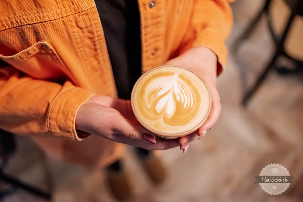 Base Camp Bytča latte art výberová káva
