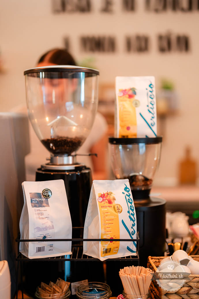 káva-lavkafe
