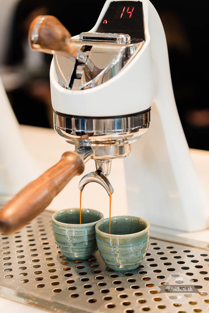 Elias Coffee Shop specialty coffee Viena