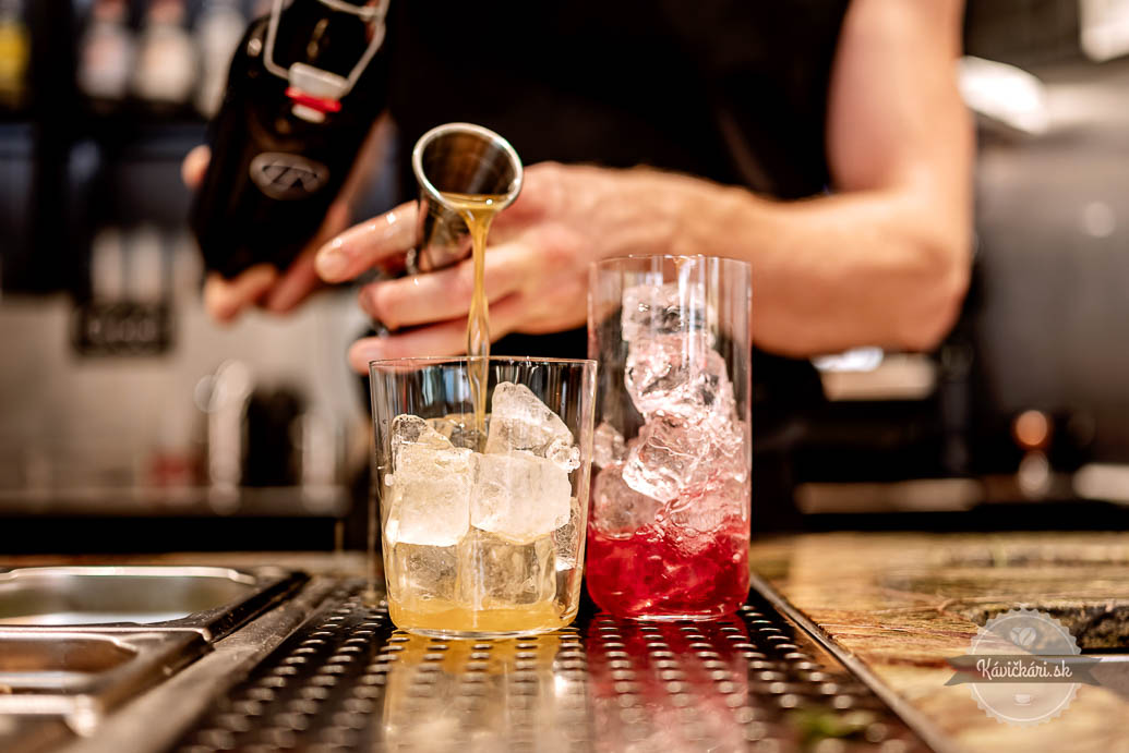 GROOF Bistro príprava nápojov