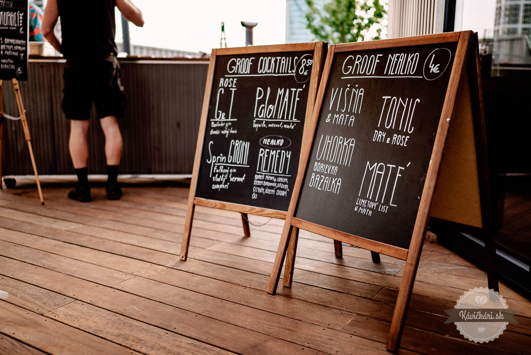 GROOF Bistro ponuka nápojov