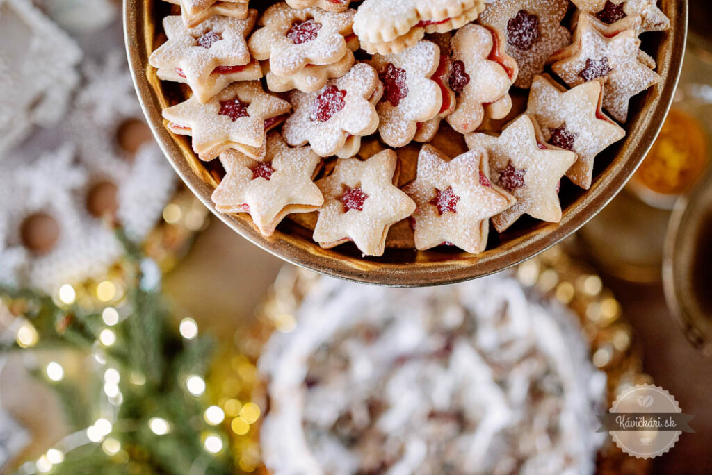 Andrea Bučeková, Šimák Zámok Pezinok