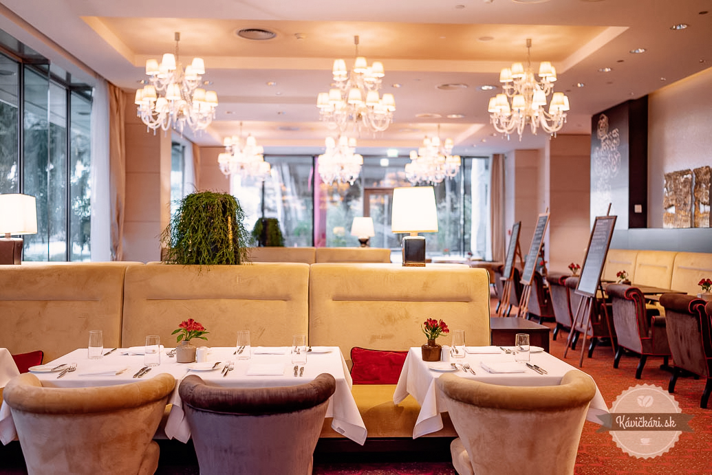 RIVERBANK Restaurant Bratislava