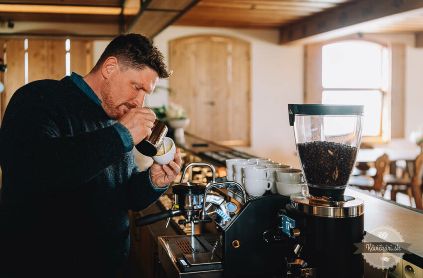 Šimon Staš a jeho nový projekt Kolektív: „Nikdy som nerobil veci, na ktoré som mal energiu, čas a peniaze“