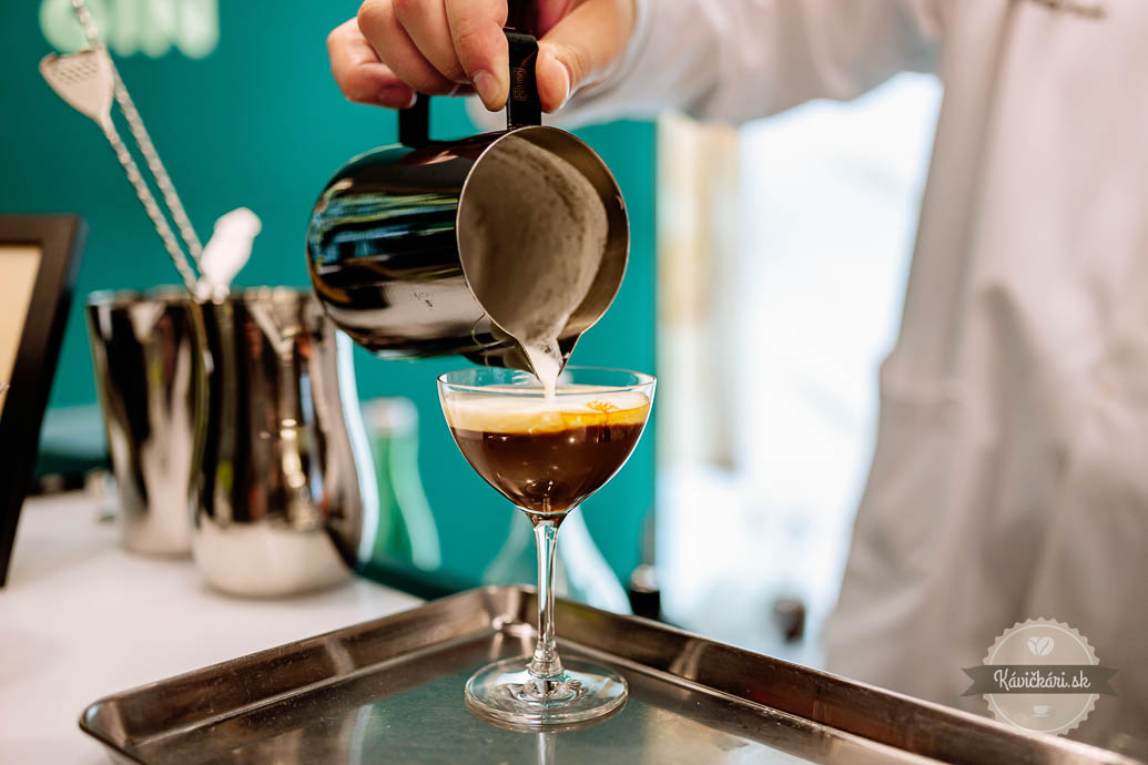 Mirror Hospitality Expo Kavalero