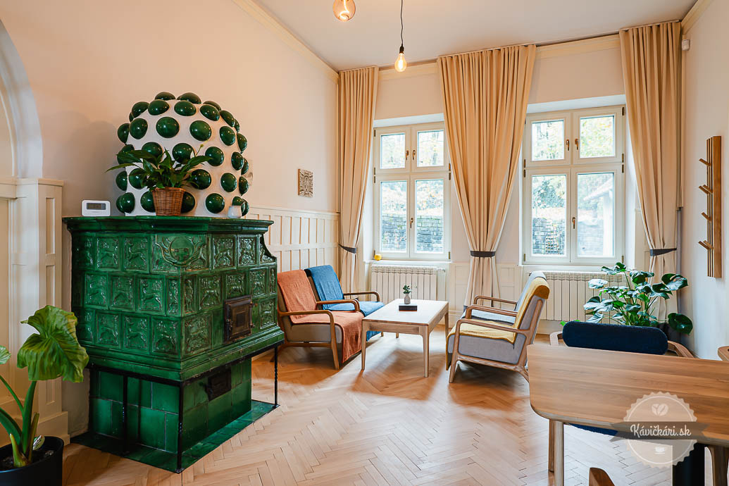 Kalvárium Nitra interiér kaviarne