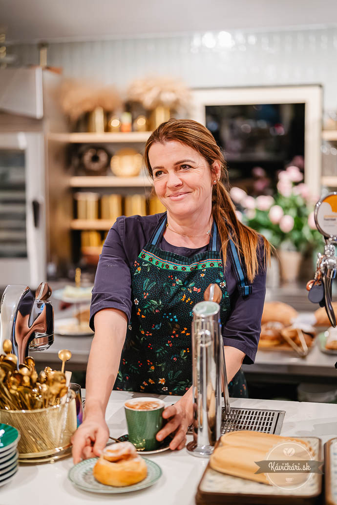 Majiteľka Svetlana - Jedna báseň