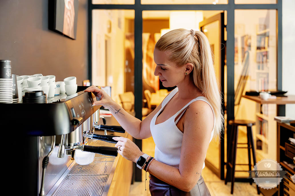 EBENICA COFFEE príprava kávy