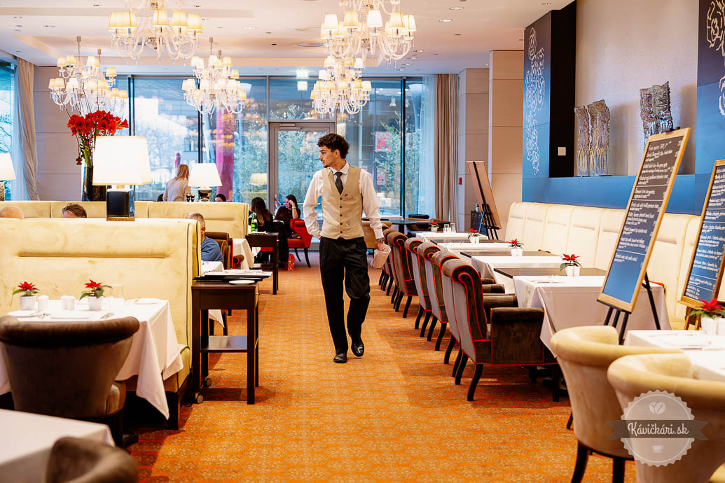 RIVERBANK River Park Grand Hotel River Park