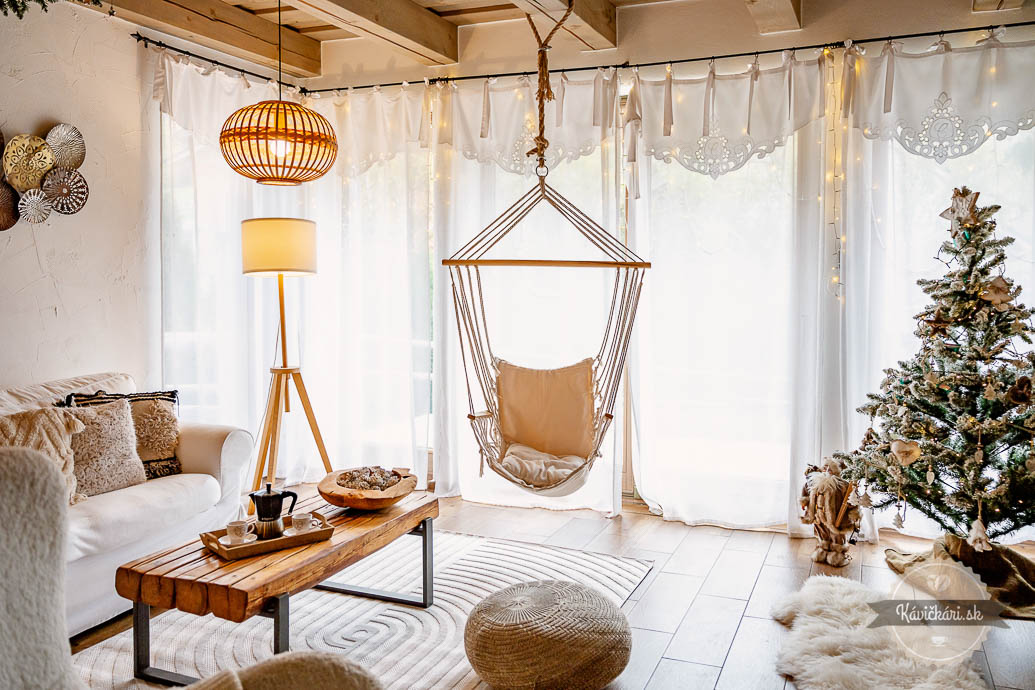 Chaty Urbanove Sestry hojdačka