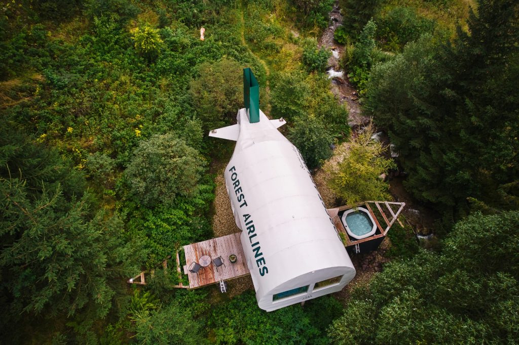 Lietadlo v lese