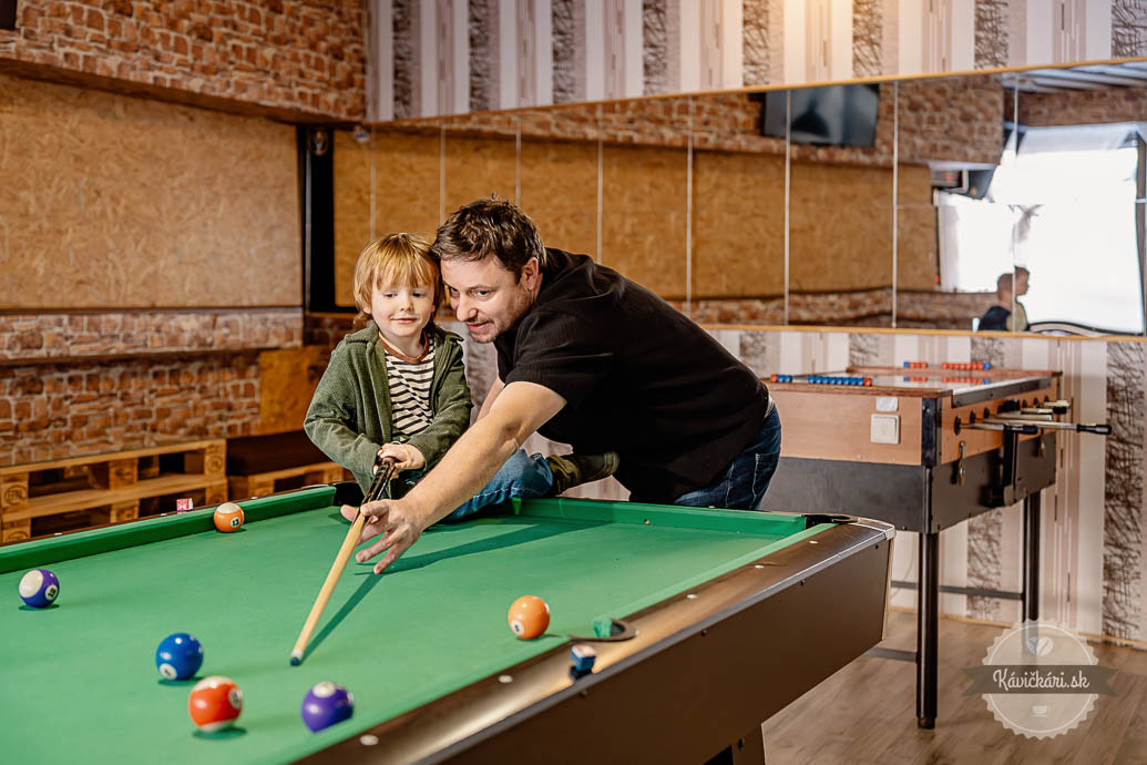 Wellness Hotel Repiská herňa biliard