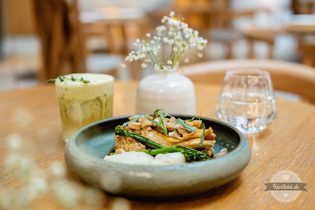 FACH Bratislava jedlo