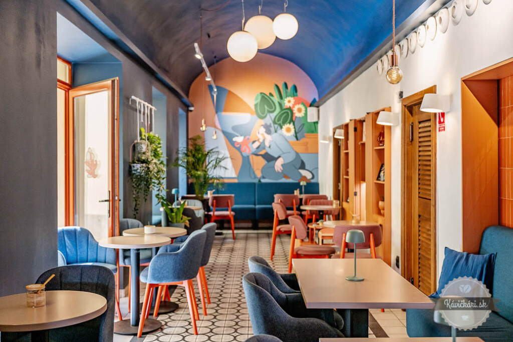 Red Velvet Cake Bar interiér