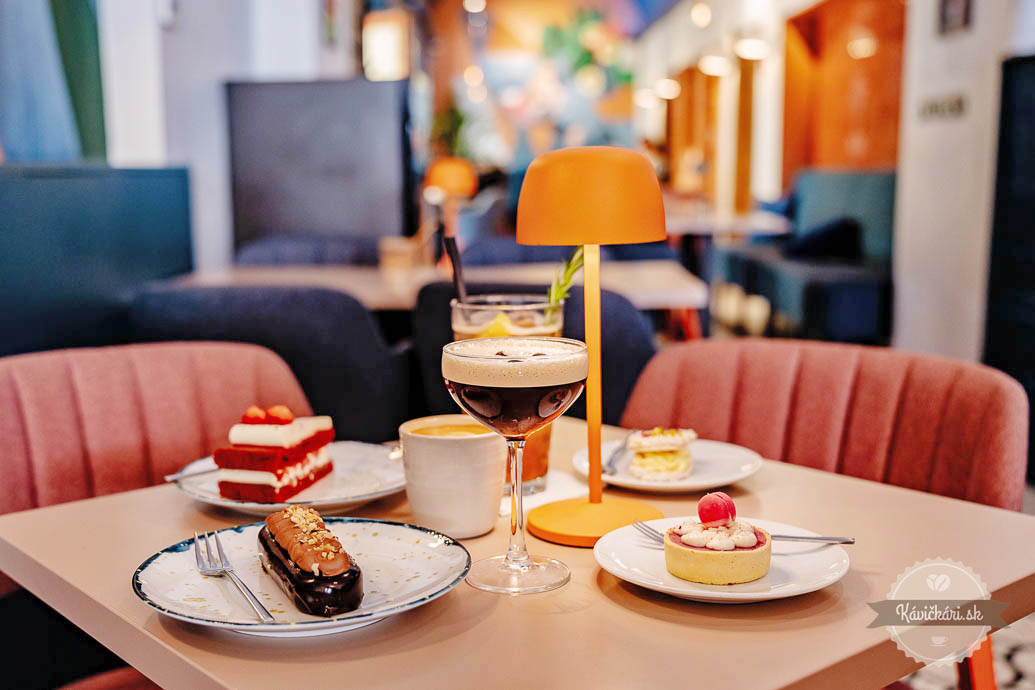 Red Velvet Cake Bar ponuka