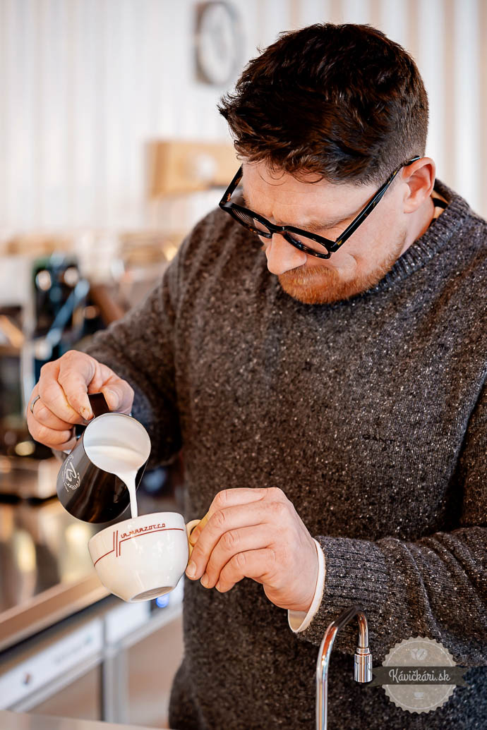 Kolektív Šimon Staš