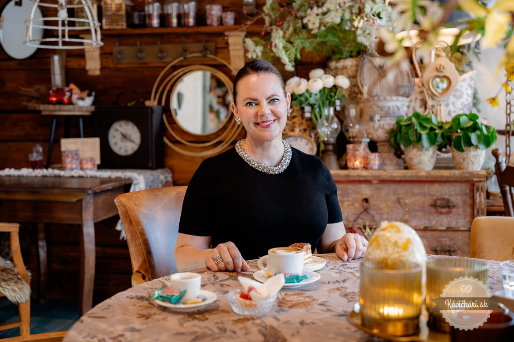 Madam Etiketa Mini Mila