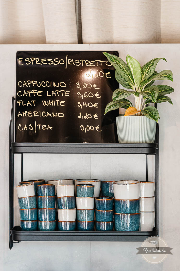 Aria Coffee & Gelato 