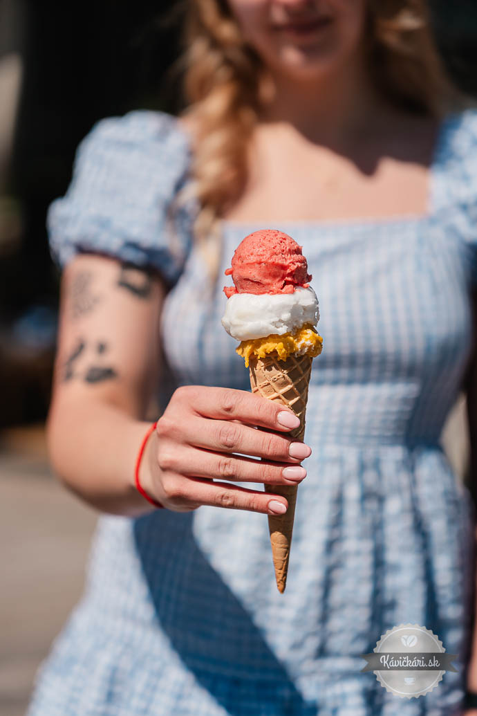 Aria Coffee & Gelato 