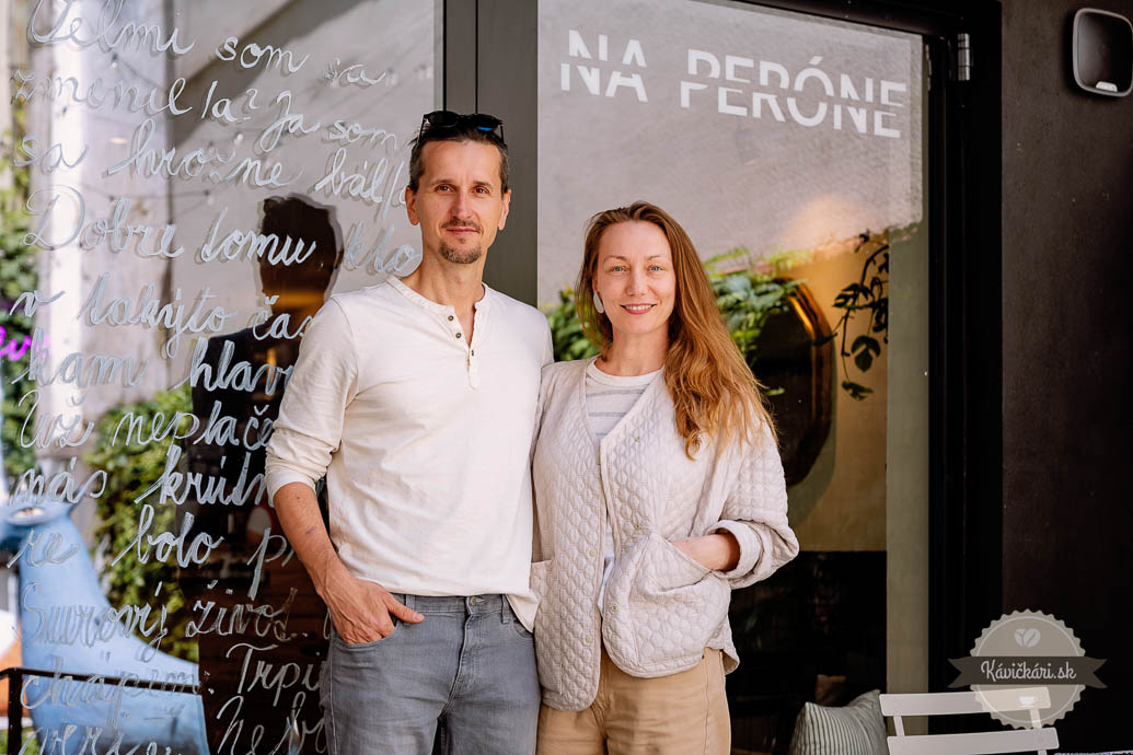 Café Na Peróne majitelia Peter Kočiš