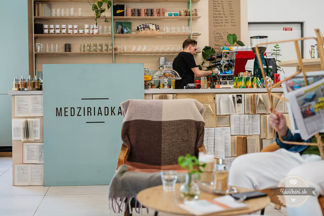 MEDZIRIADKAMI Najlepšie kaviarne Žilina