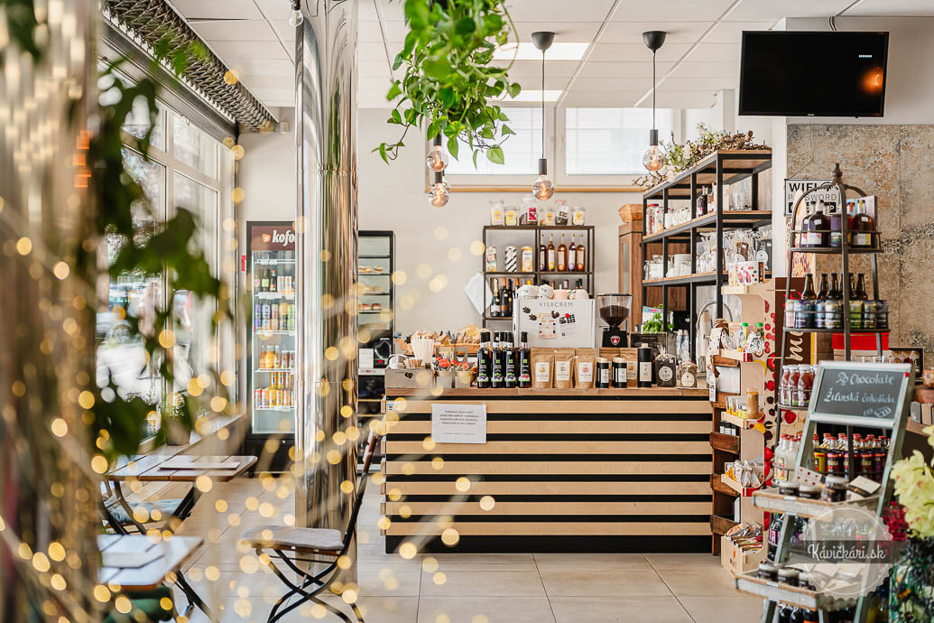 Lány Gardenshop & Café