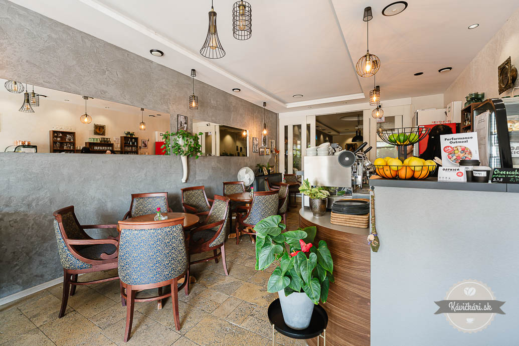 DeStiny Gallery Cafe - interiér