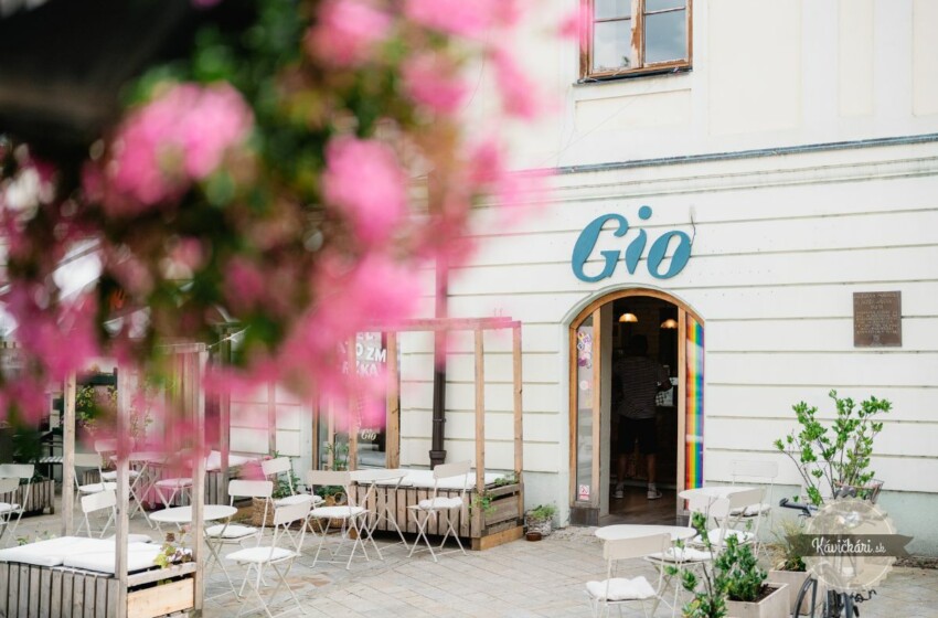  GIO Caffè  – Gelato Italiano: Ikona je len jedna, alebo naša cesta za najlepším gelatom v Nitre s Fiat 500 Hybrid